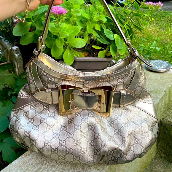 Gorgeous Authentic Gucci Guccissima Queen Bag - Picture 4 of 12